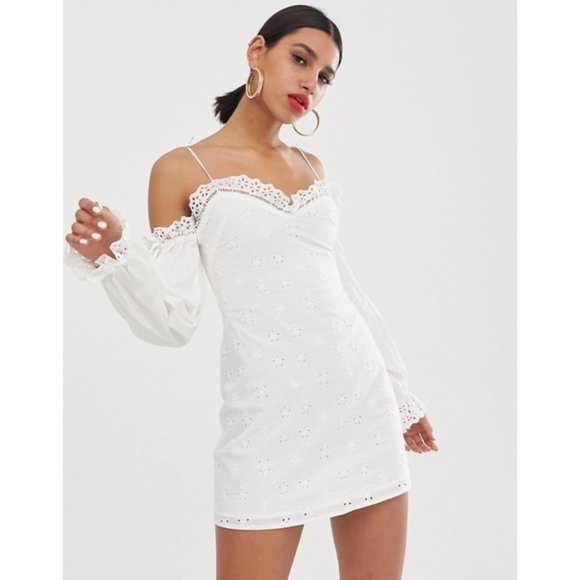For Love And Lemons Dresses & Skirts - For Love & Lemons Vera Eyelet Ruffle Lace Mini Dress White Size Small